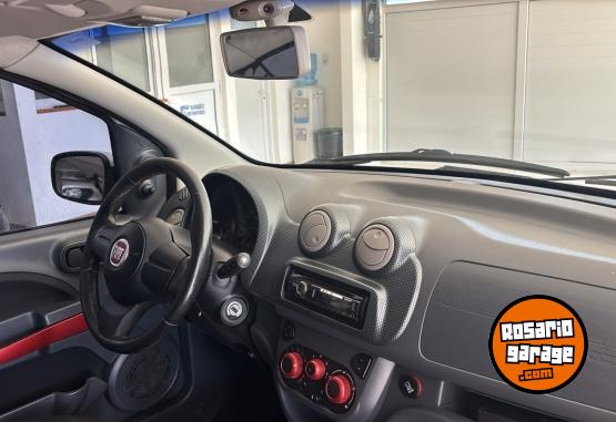 Autos - Fiat UNO SPORTING 2012 Nafta 140000Km - En Venta