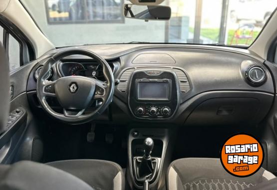 Autos - Renault CAPTUR 2017 Nafta 117000Km - En Venta