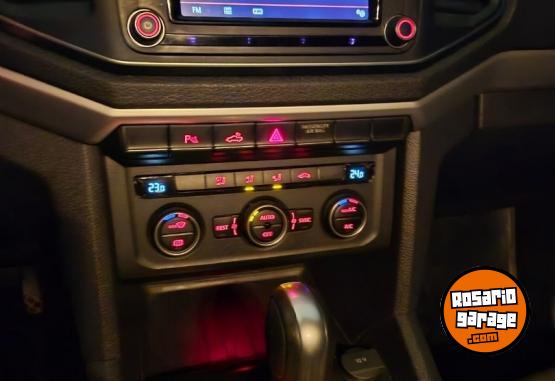 Camionetas - Volkswagen Amarok highline diesel AT 2023 Diesel 43000Km - En Venta