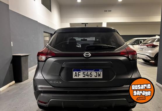 Autos - Nissan KICKS PLAY ADVANCE 2022 Nafta 43000Km - En Venta