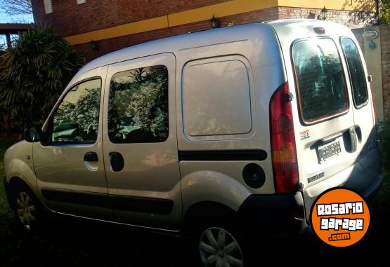 Utilitarios - Renault Kangoo 2012 Diesel 225000Km - En Venta