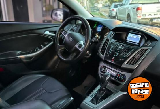 Autos - Ford FOCUS SE PLUS 2014 Nafta 143000Km - En Venta