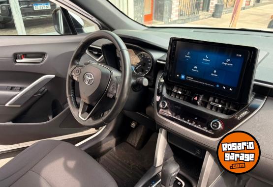 Camionetas - Toyota Corolla cross XEI Hybrid 2023 Nafta 52000Km - En Venta