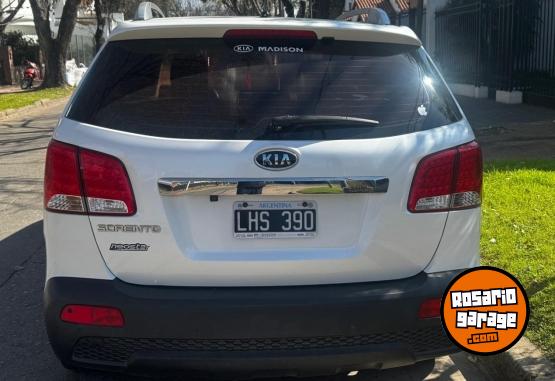 Camionetas - Kia sorento 2012 Nafta 210000Km - En Venta
