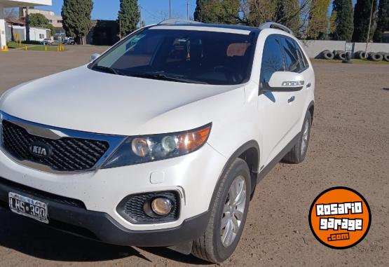 Camionetas - Kia sorento 2012 Nafta 210000Km - En Venta