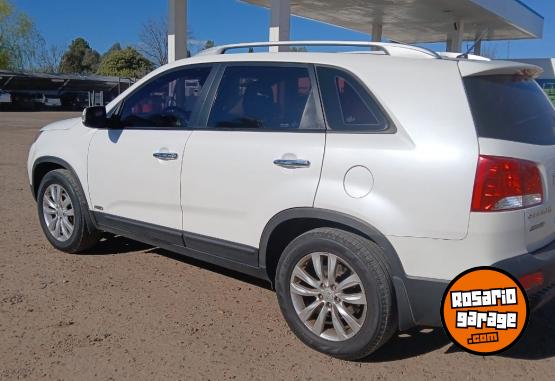 Camionetas - Kia sorento 2012 Nafta 210000Km - En Venta