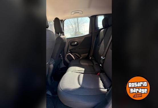 Camionetas - Otra marca 095-RENEGADE SPORT 1.8 2017 Nafta 69000Km - En Venta
