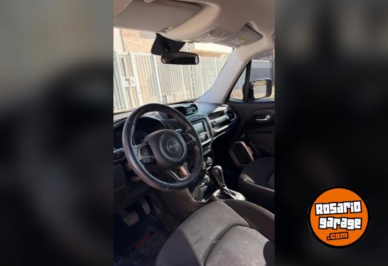 Camionetas - Otra marca 095-RENEGADE SPORT 1.8 2017 Nafta 69000Km - En Venta