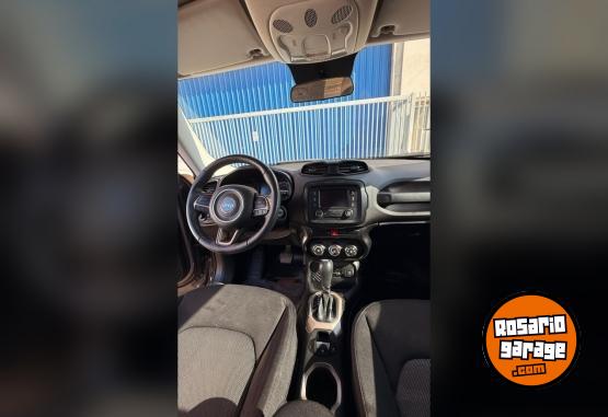 Camionetas - Otra marca 095-RENEGADE SPORT 1.8 2017 Nafta 69000Km - En Venta