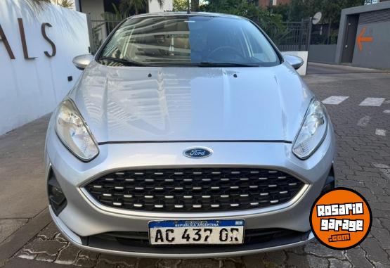 Autos - Ford Fiesta 2017 Nafta 130000Km - En Venta