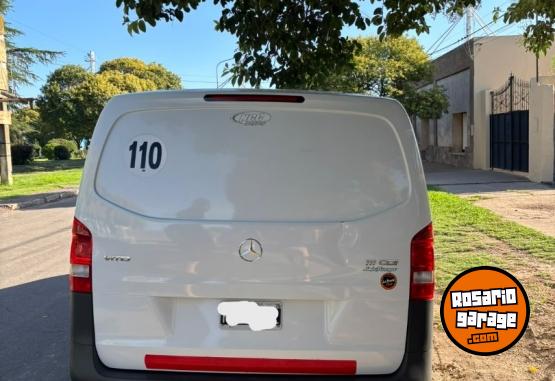 Utilitarios - Mercedes Benz Vito 2015 Diesel 140000Km - En Venta