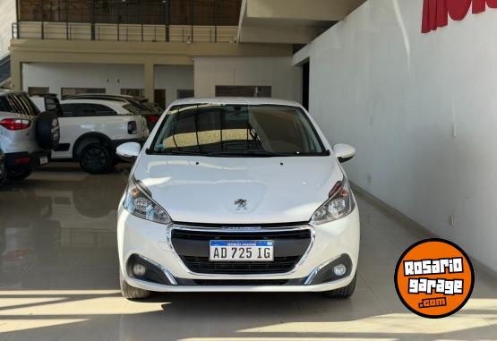 Autos - Peugeot 208 Allure 2019 Nafta 78000Km - En Venta