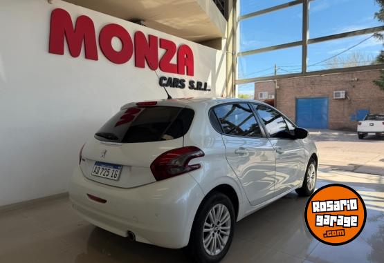 Autos - Peugeot 208 Allure 2019 Nafta 78000Km - En Venta