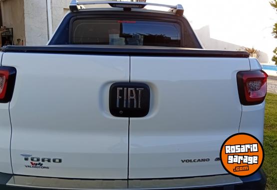 Camionetas - Fiat Toro volcano at 4x4 2017 Diesel 200000Km - En Venta
