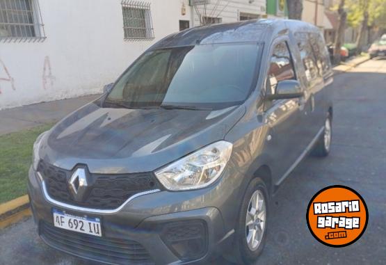 Utilitarios - Renault Kangoo 2022 GNC 83000Km - En Venta