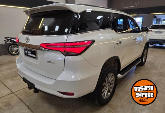 Camionetas - Toyota SW4 SRX 2.8L 4X4 AT 2021 2021 Diesel 161000Km - En Venta
