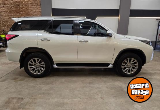 Camionetas - Toyota SW4 SRX 2.8L 4X4 AT 2021 2021 Diesel 161000Km - En Venta