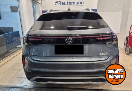 Autos - Volkswagen NIVUS HIGHLINE AT 2025 Nafta 21000Km - En Venta