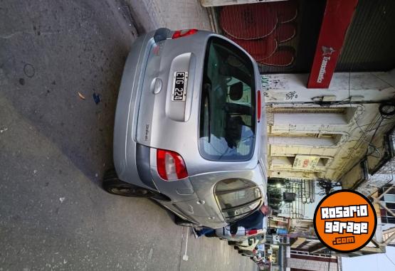 Autos - Renault Scenic 1.6 NAFTA 2005 Nafta 280000Km - En Venta