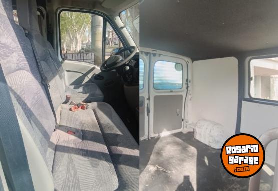 Utilitarios - Renault MASTER 2012 Diesel 215000Km - En Venta