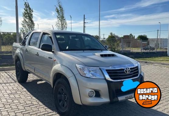 Camionetas - Toyota Hilux pick-up 2.8 cd sr 2012 Diesel 200000Km - En Venta