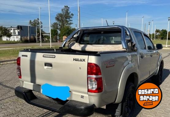 Camionetas - Toyota Hilux pick-up 2.8 cd sr 2012 Diesel 200000Km - En Venta