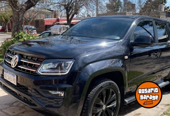 Camionetas - Volkswagen Amarok V6 Black Style 2021 Diesel 100000Km - En Venta
