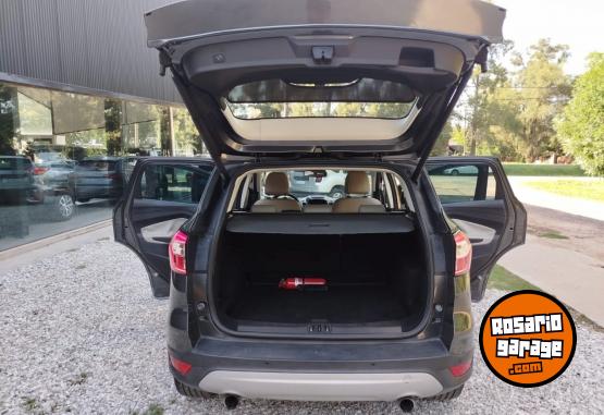 Camionetas - Ford KUGA 2017 Nafta 120000Km - En Venta