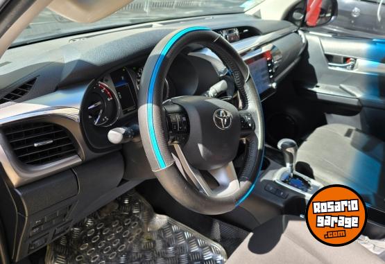 Camionetas - Toyota hilux SRV 4x4 2022 Diesel 69000Km - En Venta