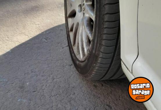 Autos - Volkswagen Bora 2014 Nafta 68000Km - En Venta