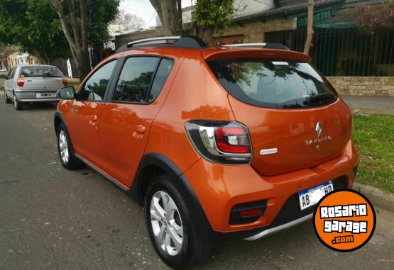 Autos - Renault SANDERO STEPWAY 2017 GNC 129000Km - En Venta
