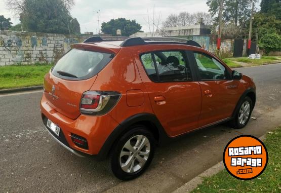 Autos - Renault SANDERO STEPWAY 2017 GNC 129000Km - En Venta