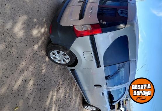 Utilitarios - Renault Kangoo Mixta 2022 Nafta 58000Km - En Venta