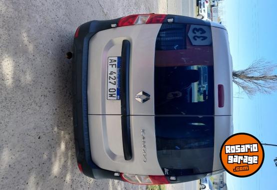Utilitarios - Renault Kangoo Mixta 2022 Nafta 58000Km - En Venta