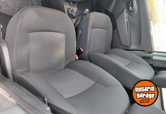 Utilitarios - Renault Kangoo Mixta 2022 Nafta 58000Km - En Venta