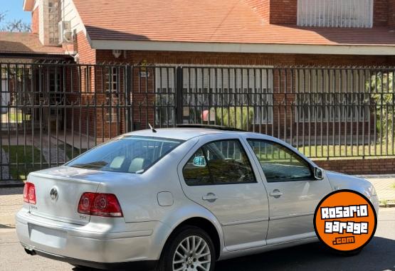Autos - Volkswagen Bora 2009 Nafta 110000Km - En Venta