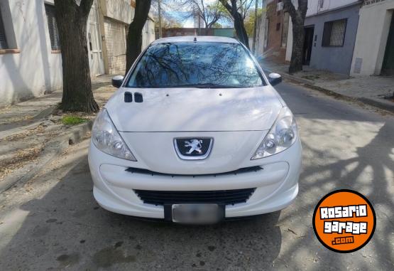 Autos - Peugeot 207 2012 Nafta 150000Km - En Venta