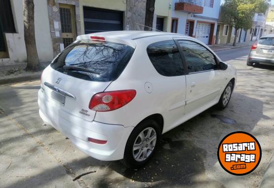 Autos - Peugeot 207 2012 Nafta 150000Km - En Venta