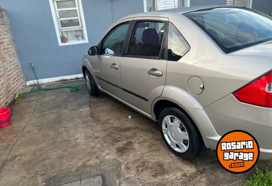 Autos - Ford fiesta max ambiente 1.6 2006 Nafta 136000Km - En Venta