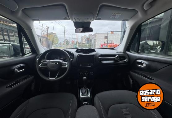 Camionetas - Chrysler RENEGADE 1.8 SPORT 4X2 AT 2023 Nafta - En Venta