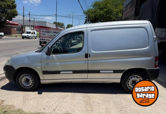 Utilitarios - Peugeot Partner 2015 Diesel 190000Km - En Venta
