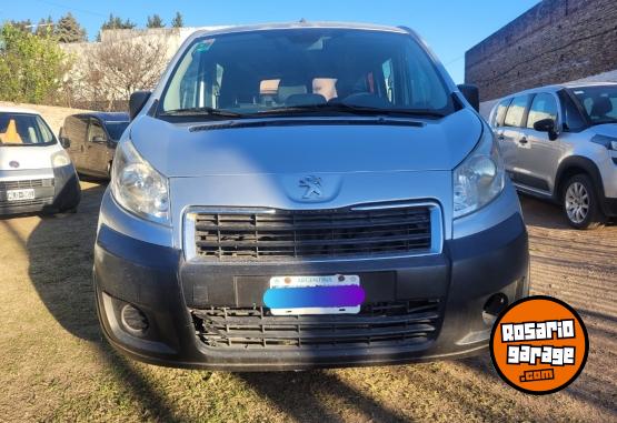 Utilitarios - Peugeot Expert 2014 Diesel 250000Km - En Venta
