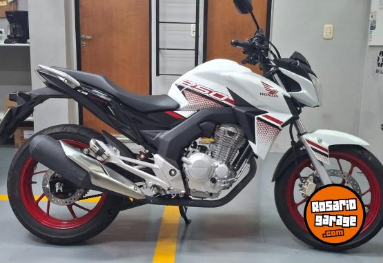 Motos - Honda CB 250 TWISTER 2023 Nafta 2200Km - En Venta