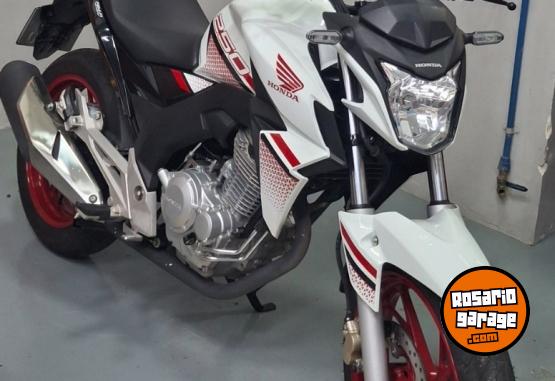 Motos - Honda CB 250 TWISTER 2023 Nafta 2200Km - En Venta
