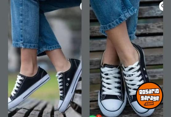 Indumentaria - Zapatillas Converse... últimas! - En Venta
