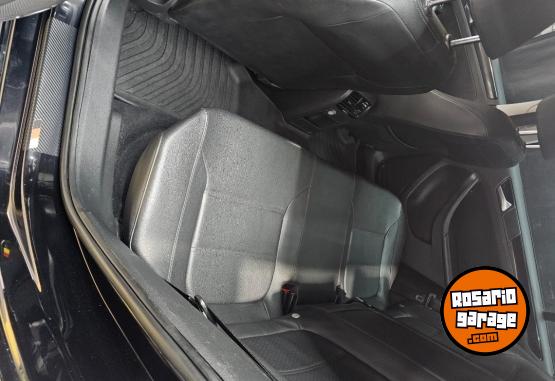Autos - Volkswagen Vento 2013 Diesel 248000Km - En Venta