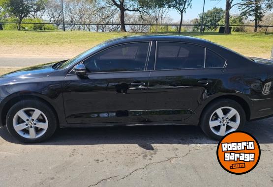 Autos - Volkswagen Vento 2013 Diesel 248000Km - En Venta