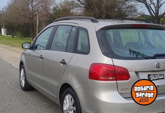 Autos - Volkswagen Suran trendline full 2010 GNC 124000Km - En Venta