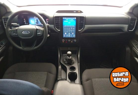 Camionetas - Ford Ranger DC XL 2.0L TD 2025 Diesel 15800Km - En Venta
