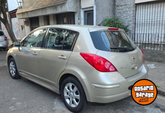 Autos - Nissan Tiida 2013 Nafta 144700Km - En Venta